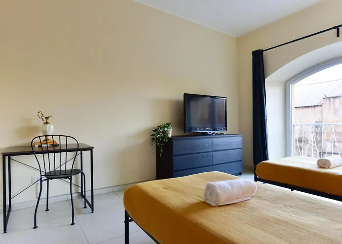 Apartment 4bnb - Spacious Retreat By Colosseo Rom