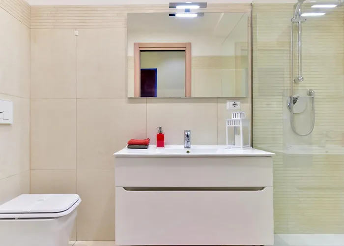 4bnb - Spacious Retreat By Colosseo * Rom